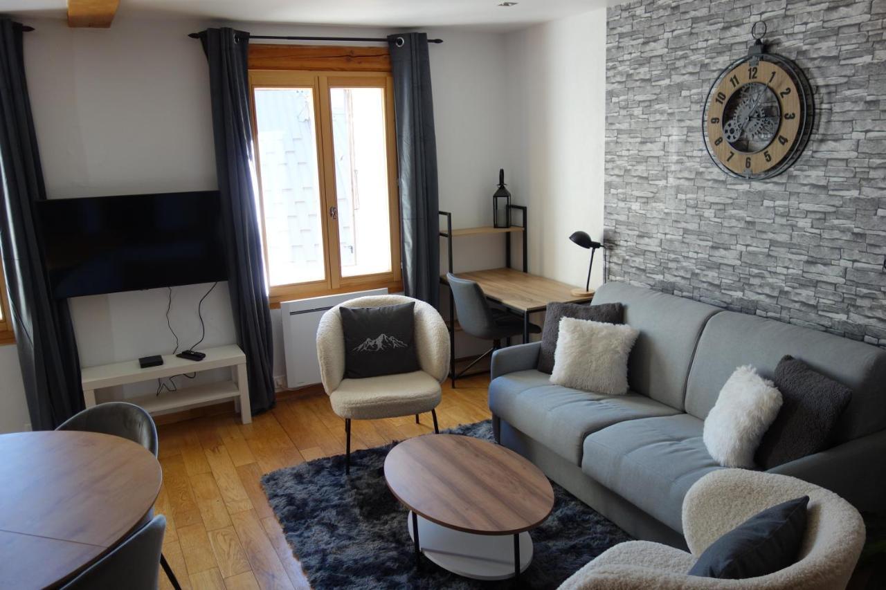 Chez Petit Louis- Appart Centre Ville Jusqu'A 6 Personnes Briançon Exteriör bild